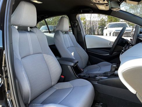 Used 2024 Toyota Corolla SE image 24