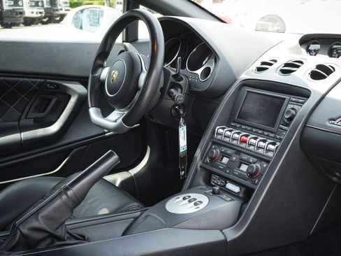 Used 2009 Lamborghini Gallardo LP 560-4 AWD/4WD image 29