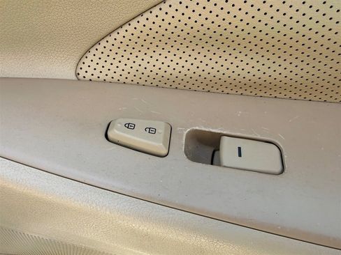 Used 2015 Hyundai Sonata Limited w/ Option Group 02 FWD image 34