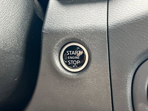 Used 2023 Nissan Frontier PRO-4X w/ Pro-4X Premium Package image 35