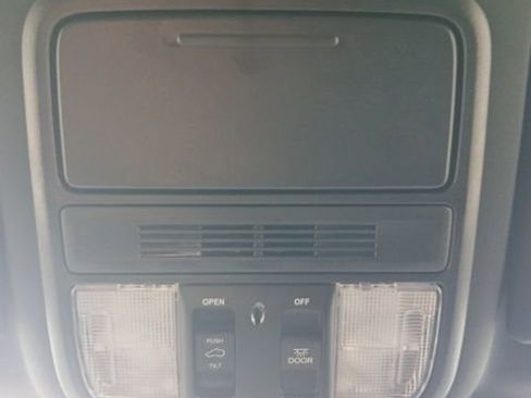 Used 2022 Honda Passport TrailSport image 25