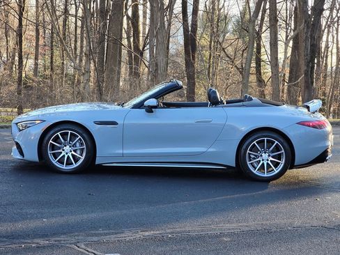 Used 2023 Mercedes-Benz SL 43 AMG image 3