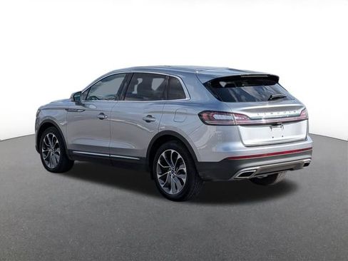 Used 2022 Lincoln Nautilus Reserve AWD/4WD image 4