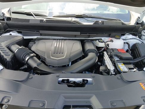 New 2026 Chevrolet Traverse Z71 w/ Enhanced Driving Package AWD/4WD image 20
