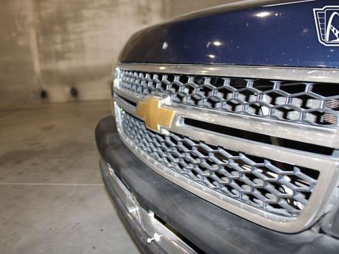 Used 2007 Chevrolet Silverado 1500 W/T RWD image 40