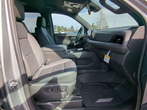 New 2026 Chevrolet Suburban LT w/ Comfort Package image 45