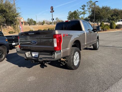Used 2019 Ford F250 Lariat w/ Chrome Package AWD/4WD image 5