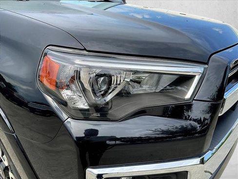 Used 2023 Toyota 4Runner Limited RWD image 27