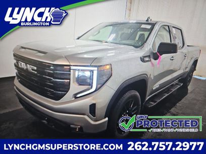 Used 2025 GMC Sierra 1500 Elevation w/ LPO, Elevation Black Package