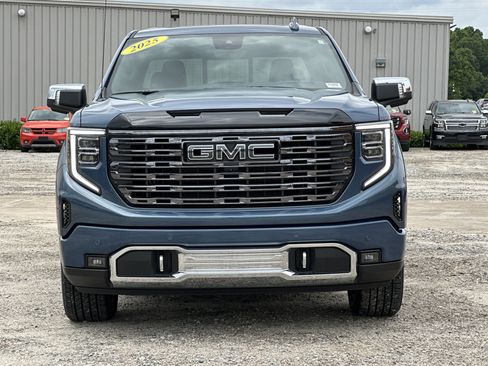 Certified 2025 GMC Sierra 1500 Denali Ultimate AWD/4WD image 2