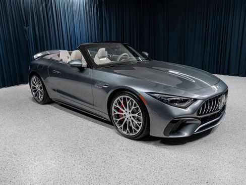 Certified 2022 Mercedes-Benz SL 55 AMG 4MATIC image 4