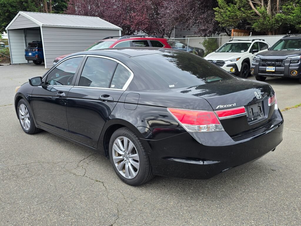 Used 2011 Honda Accord EX-L image 5