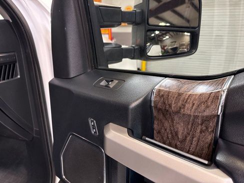 Used 2018 Ford F250 Lariat w/ Lariat Ultimate Package image 60