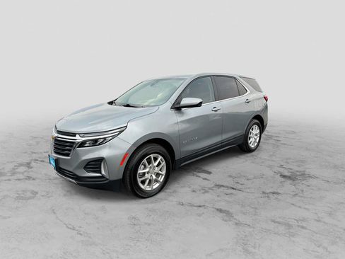 Used 2024 Chevrolet Equinox LT AWD/4WD image 4