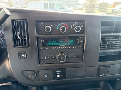 Used 2017 Chevrolet Express 2500 image 13