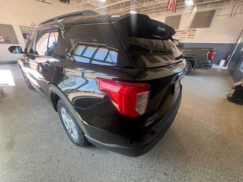 Used 2020 Ford Explorer XLT w/ Comfort Package AWD/4WD image 7