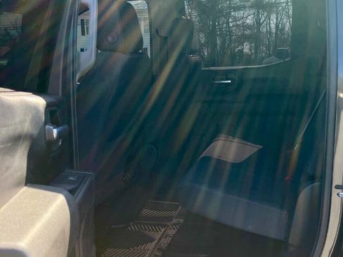 Used 2021 Chevrolet Silverado 1500 LT image 14