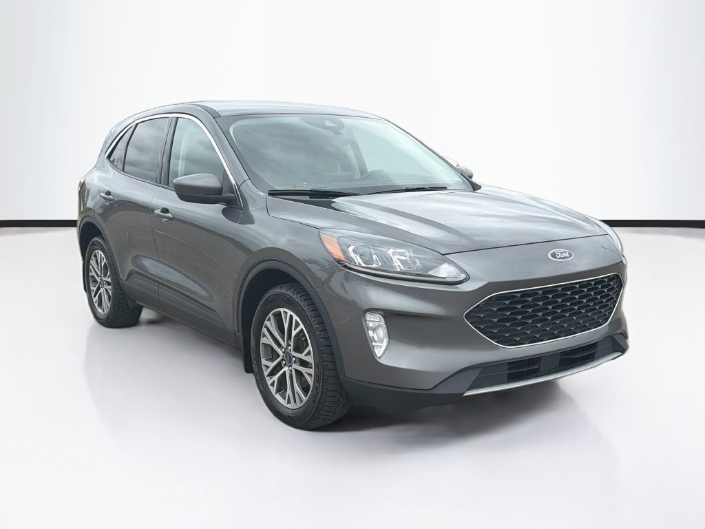 Used 2022 Ford Escape SEL w/ Equipment Group 302A AWD/4WD image 3