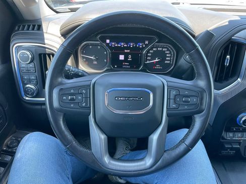 Used 2023 GMC Sierra 2500 Denali w/ Denali Black Diamond Edition AWD/4WD image 24