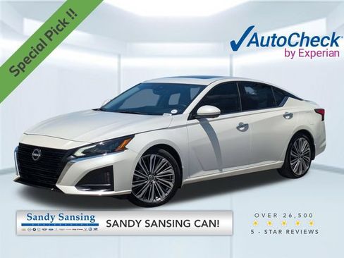 Used 2024 Nissan Altima 2.5 SL FWD image 1