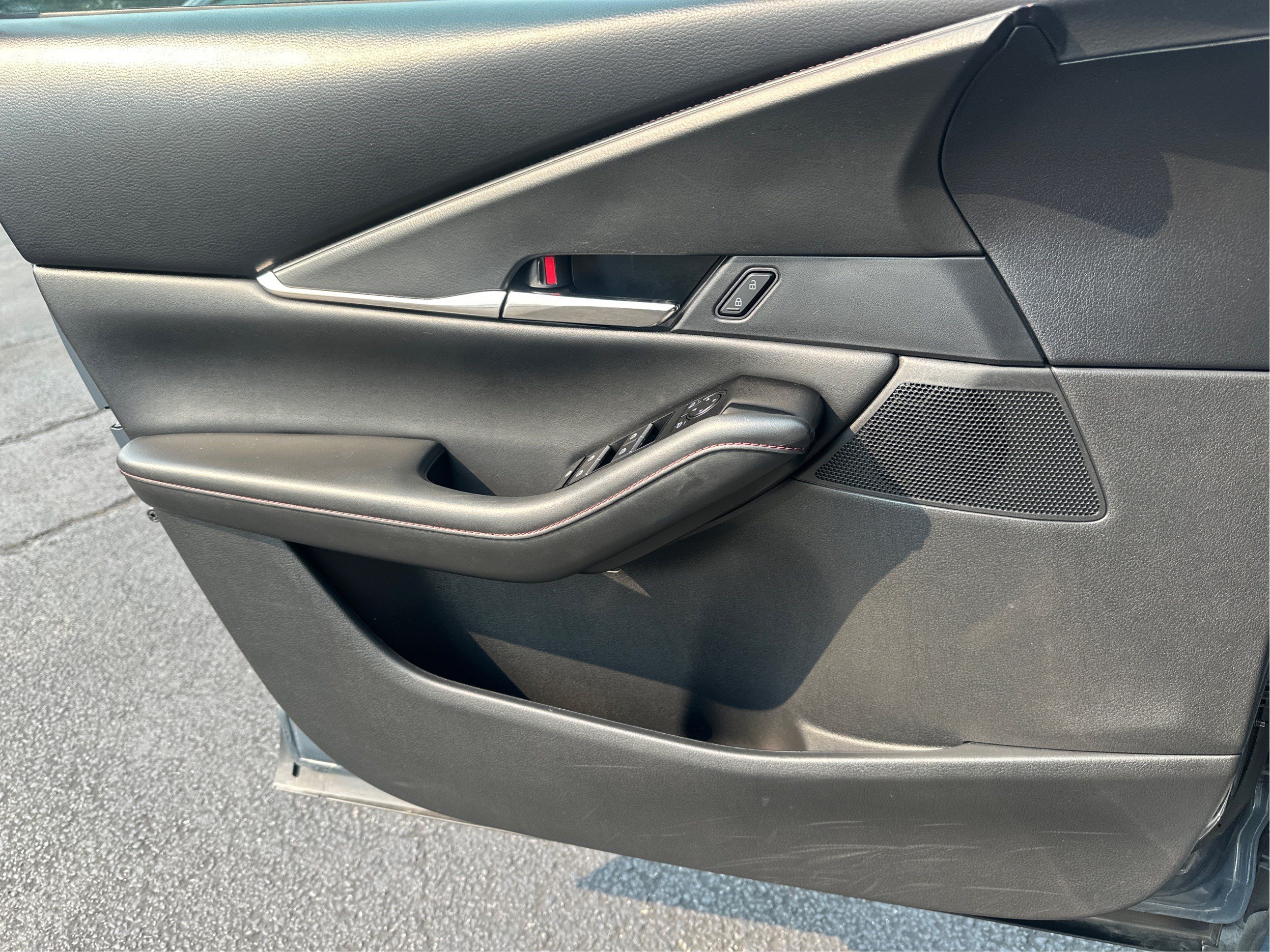 Used 2025 MAZDA CX-30 AWD 2.5 S w/ Preferred Package image 20