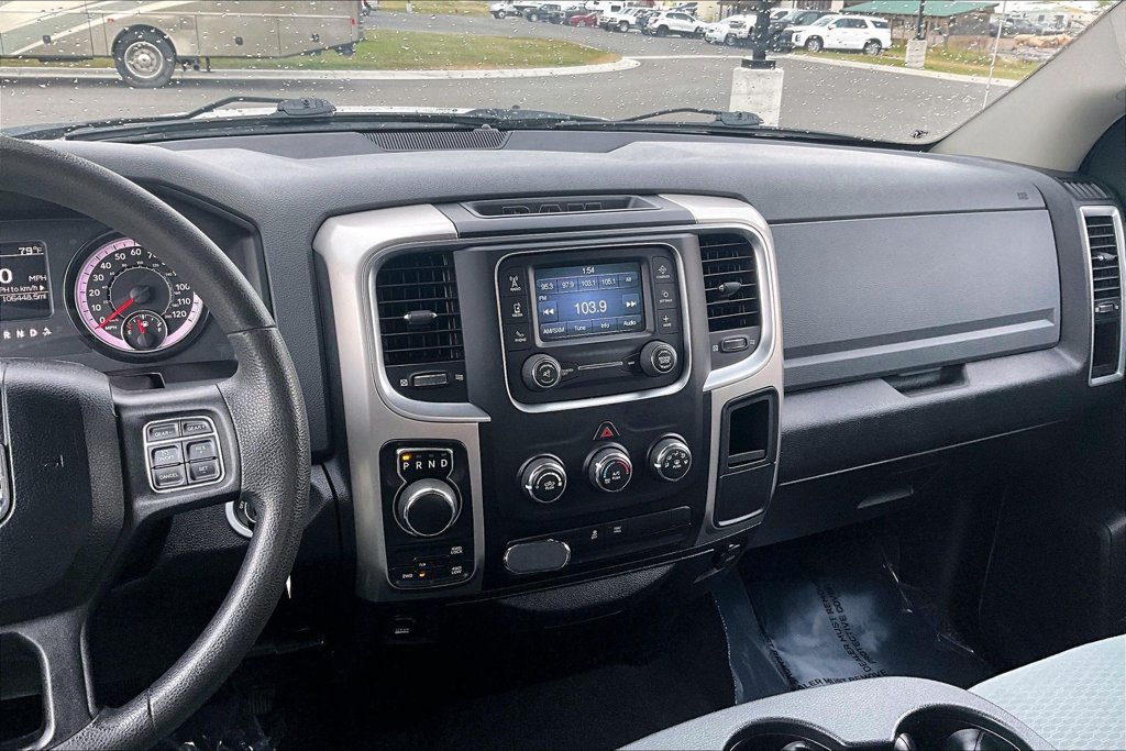 Used 2020 RAM 1500 Classic SLT AWD/4WD image 6