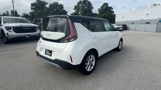 Used 2023 Kia Soul S FWD image 9