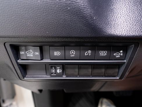 Used 2024 Toyota Tundra SR5 w/ SR5 Convenience Package AWD/4WD image 32