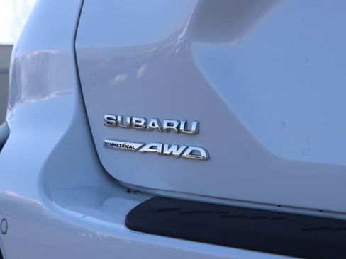 Used 2025 Subaru Crosstrek 2.5i Limited w/ Crosstrek Mirror Package image 12