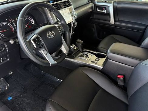Used 2022 Toyota 4Runner TRD Sport w/ Technology Package AWD/4WD image 10