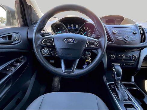 Used 2018 Ford Escape S FWD image 5