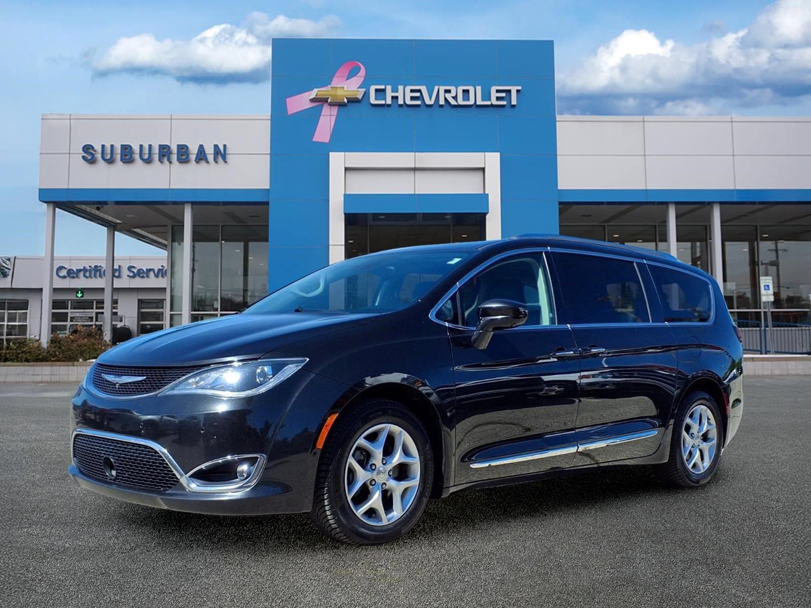 Used 2018 Chrysler Pacifica Touring-L w/ Advanced Safetytec Group FWD 360° Tour
