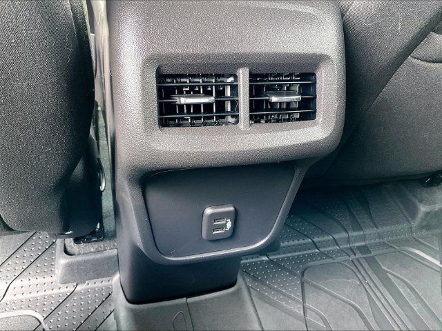 Used 2024 Chevrolet Equinox LT AWD/4WD image 28