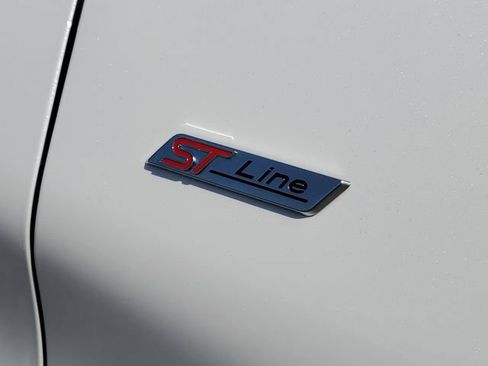 New 2026 Ford Explorer ST-Line AWD/4WD image 6