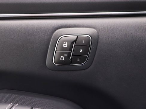 Certified 2024 Ford Mustang Mach-E Premium image 11