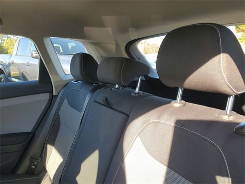 Certified 2023 Volkswagen Taos S image 10