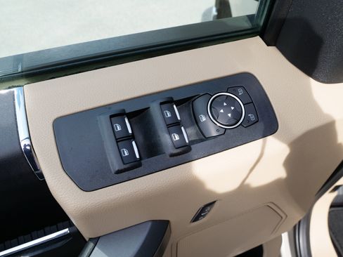 Certified 2024 GMC Savana 2500 w/ Driver Convenience Package image 17