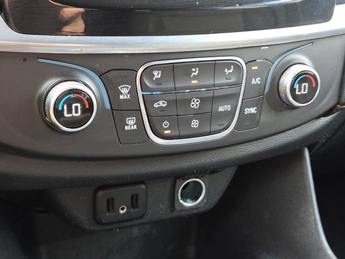 Used 2019 Chevrolet Traverse LS w/ LPO, Blackout Package image 26