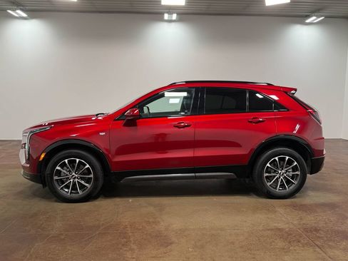 Used 2025 Cadillac XT4 Sport w/ LPO, Floor Liner Package AWD/4WD image 6