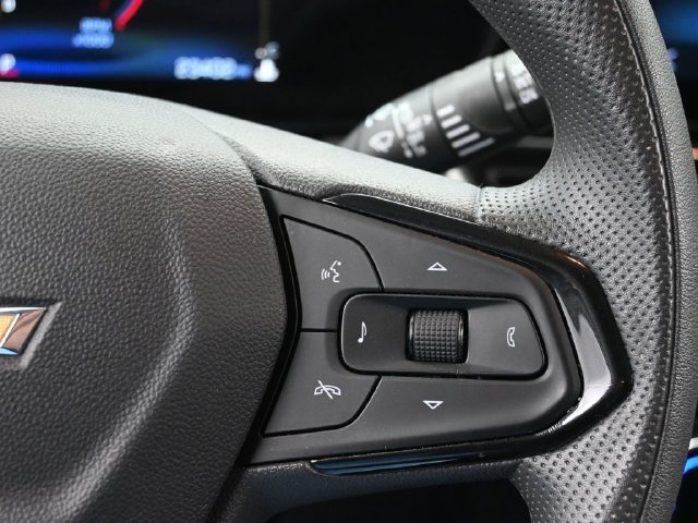 Used 2025 Chevrolet TrailBlazer LT AWD/4WD image 22