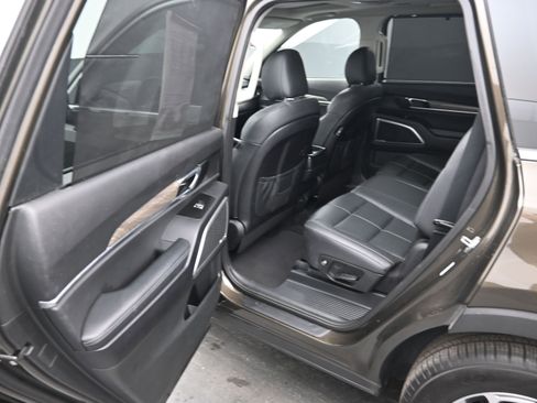 Used 2021 Kia Telluride EX image 11