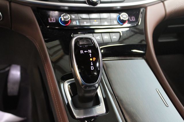 Used 2019 Buick LaCrosse Avenir w/ Driver Confidence Package II AWD/4WD image 20