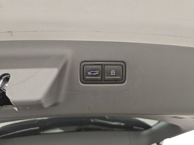 Used 2026 Hyundai Santa Fe SEL AWD/4WD image 17