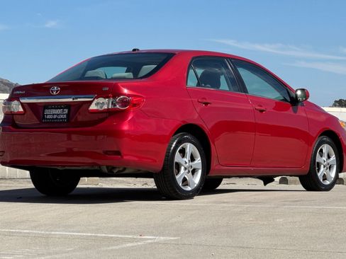 Used 2013 Toyota Corolla LE w/ Premium Pkg FWD image 8
