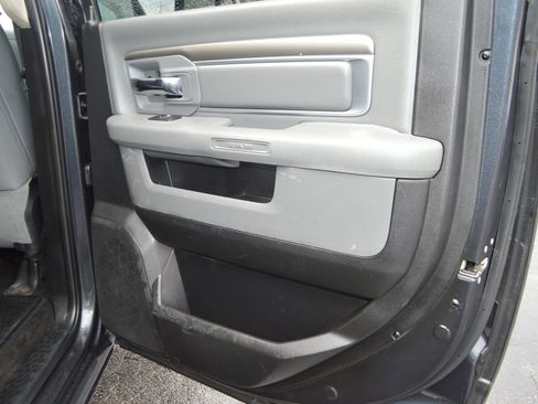 Used 2014 RAM 2500 Lone Star image 27