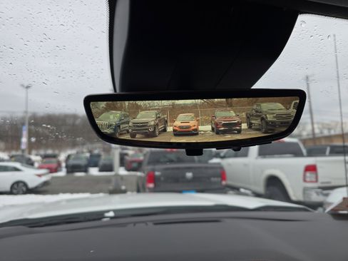 Used 2024 GMC Sierra 1500 AT4 w/ Technology Package image 34