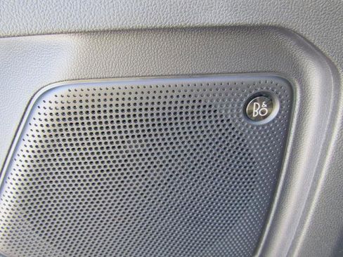 Certified 2022 Ford Escape Titanium w/ Titanium Elite Package image 18