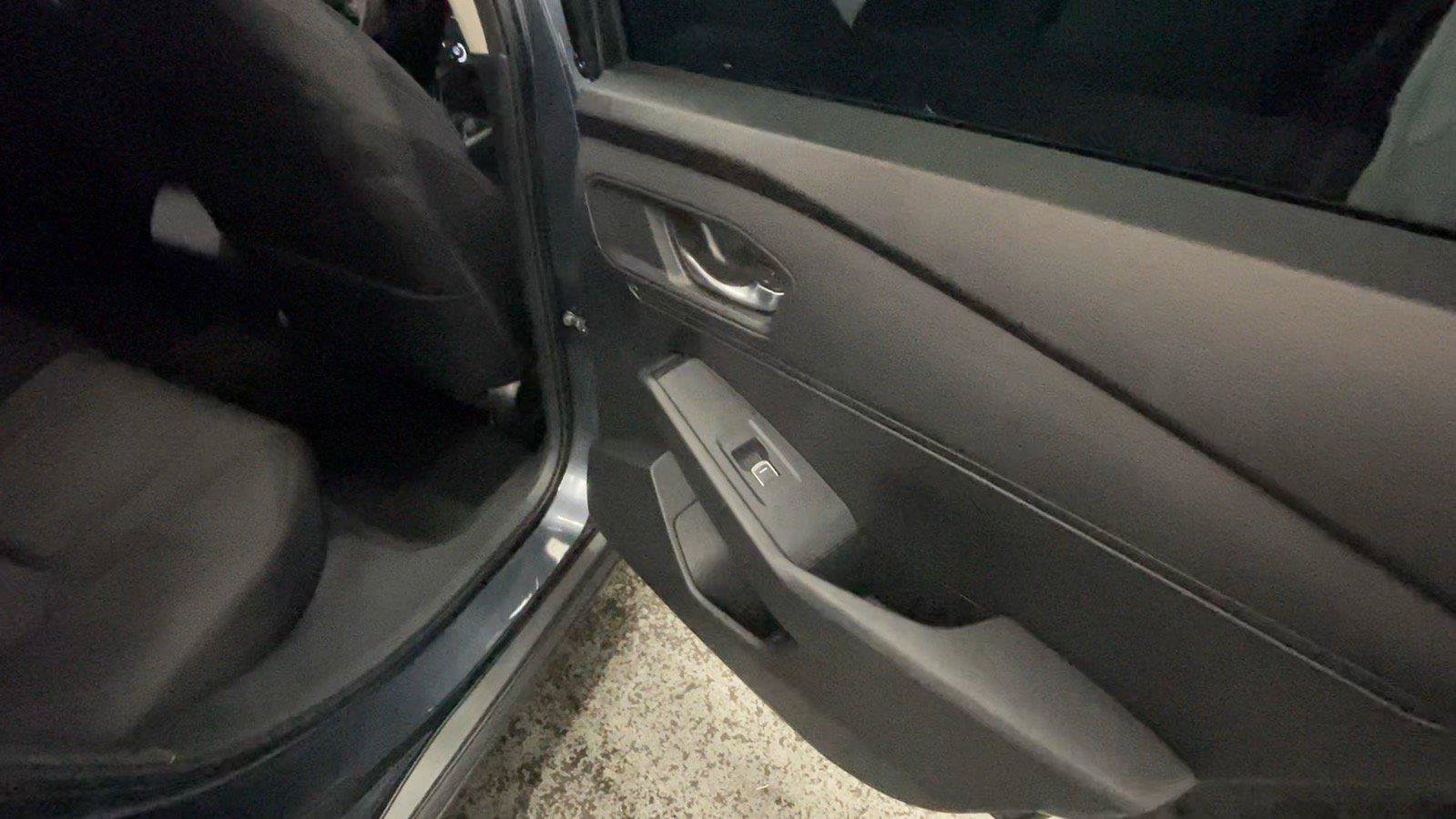 Used 2023 Honda Accord EX image 22