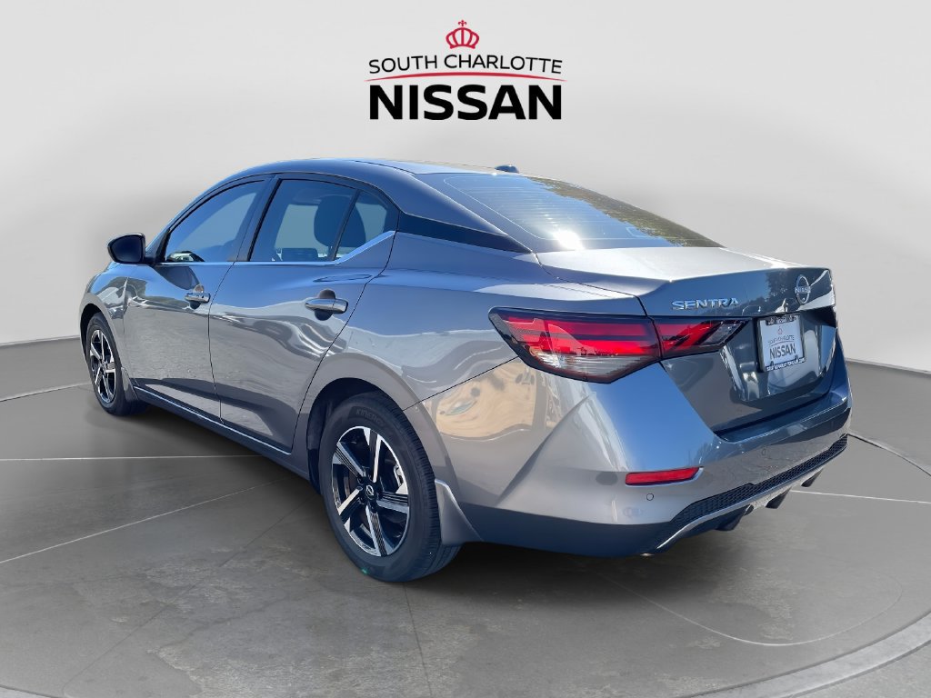 Used 2025 Nissan Sentra SV FWD image 4