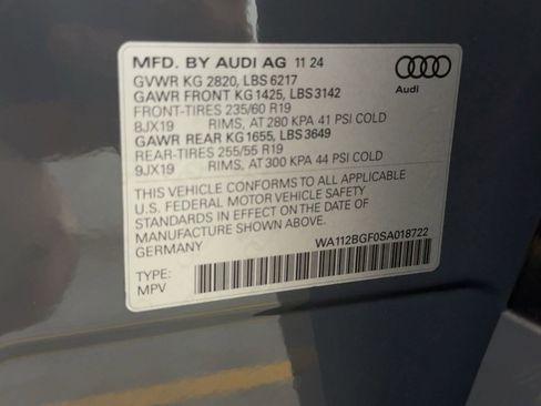 Used 2025 Audi Q6 e-tron Premium w/ Convenience Package image 20